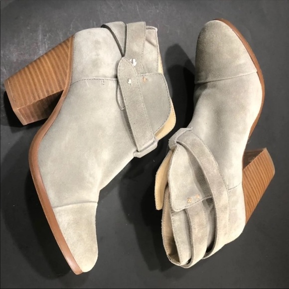 Rag & Bone Harrow Grey Suede Ankle Boots 
Sz 39
Made in Italy - Picture 2 of 13